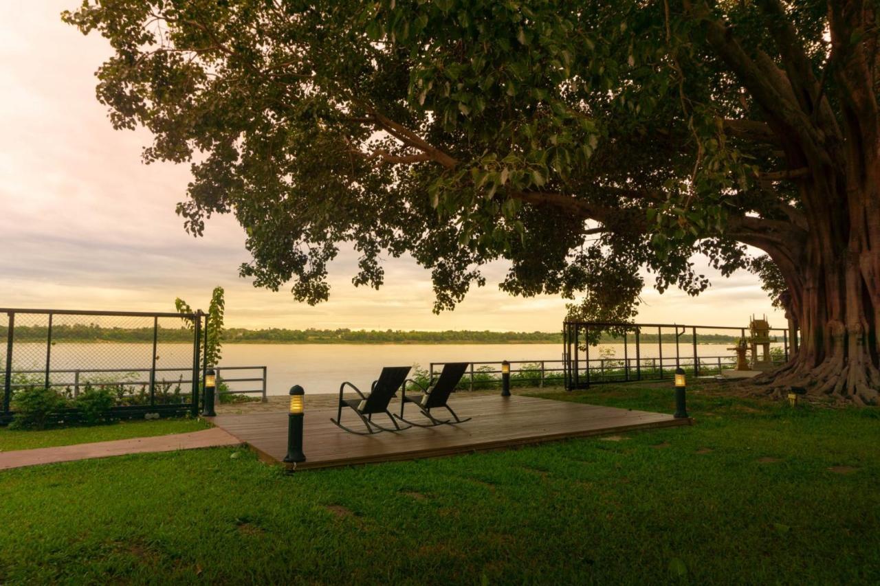Bo Tree Cottage On The River Mukdahan Exterior foto