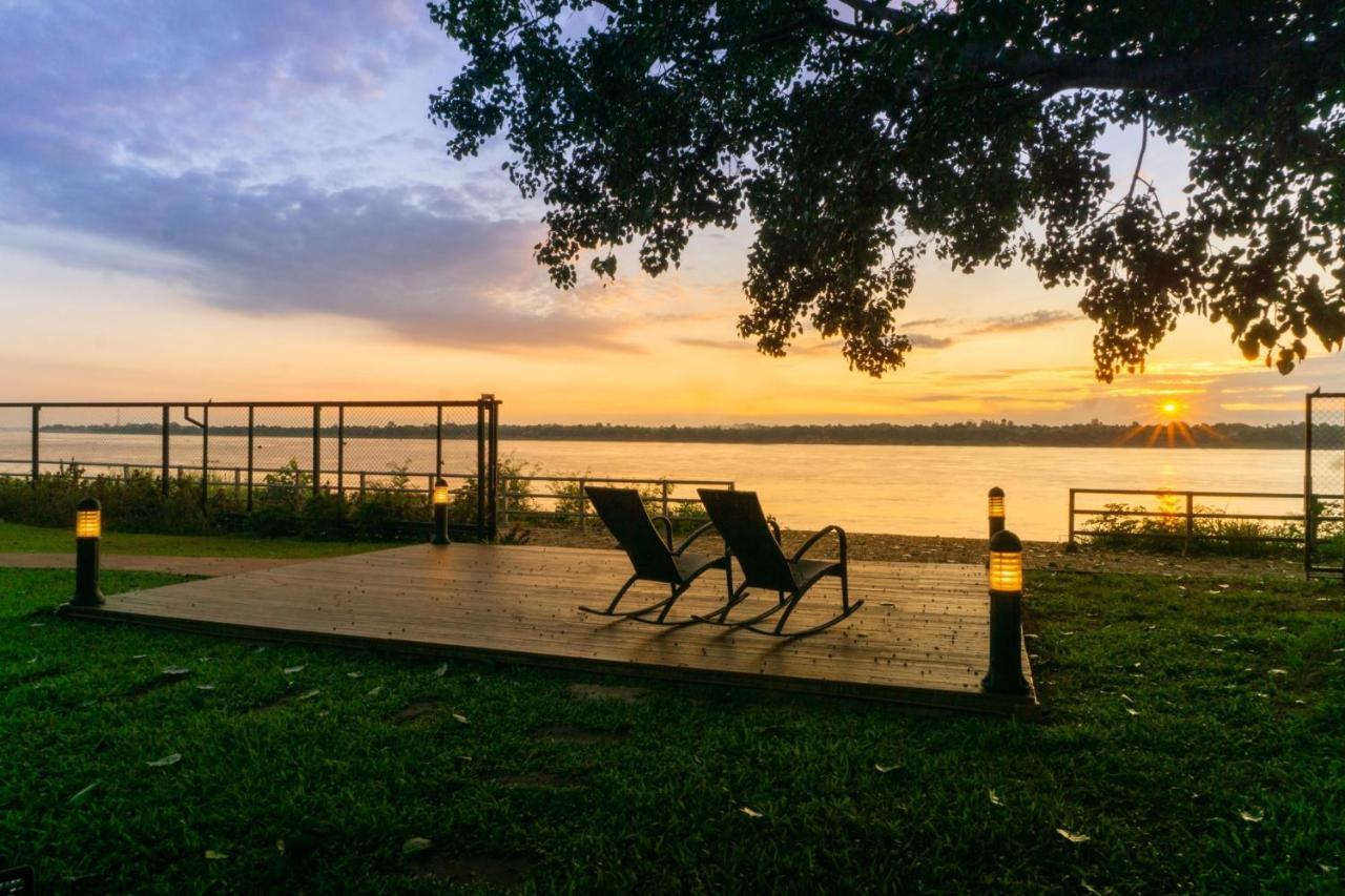 Bo Tree Cottage On The River Mukdahan Exterior foto